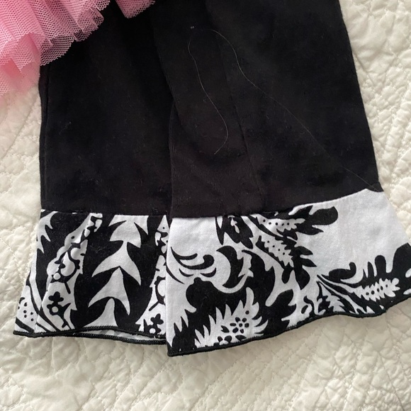 Ruffle outfit - Picture 2 of 5